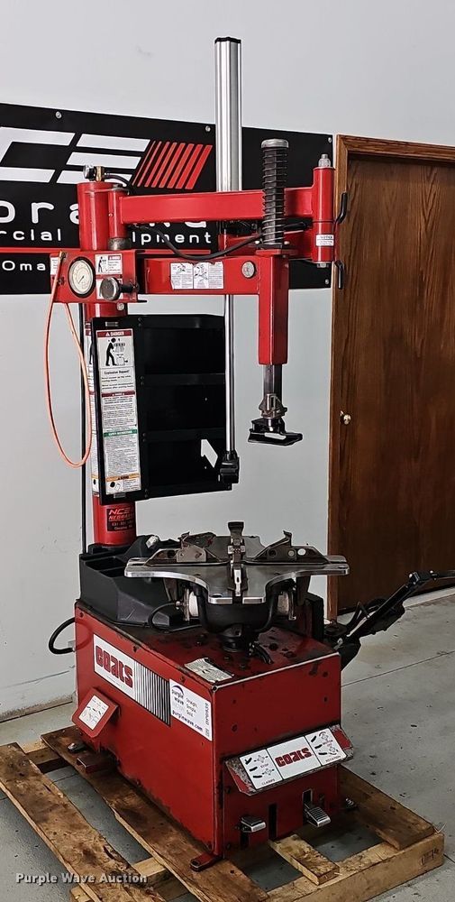 image for item DP0939 Coats 70X-AH-3 rim clamp tire machine