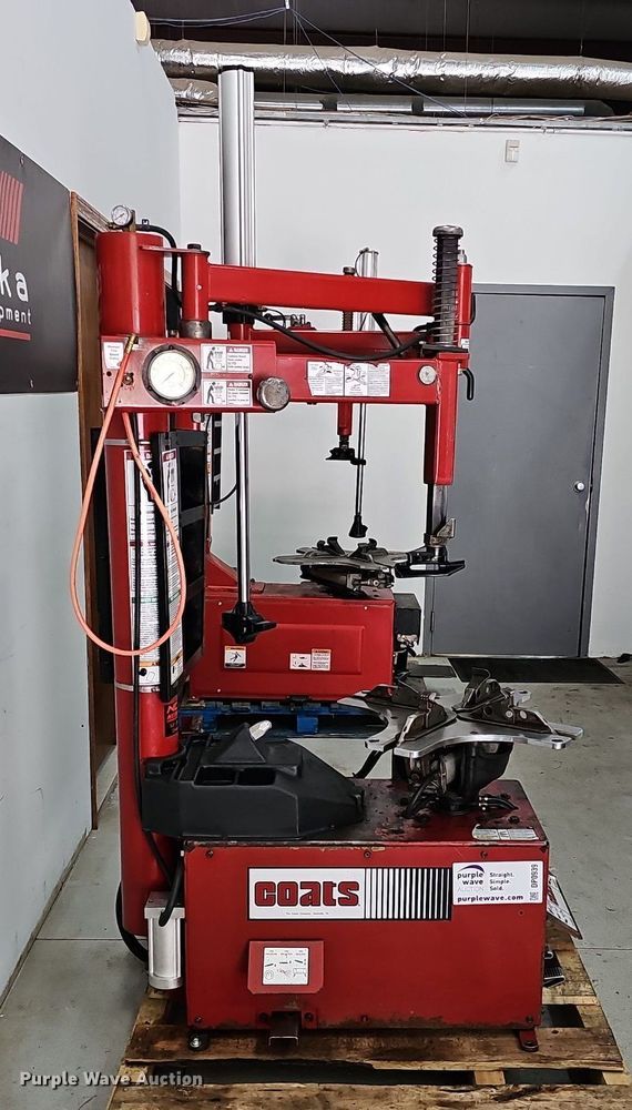 image for item DP0939 Coats 70X-AH-3 rim clamp tire machine