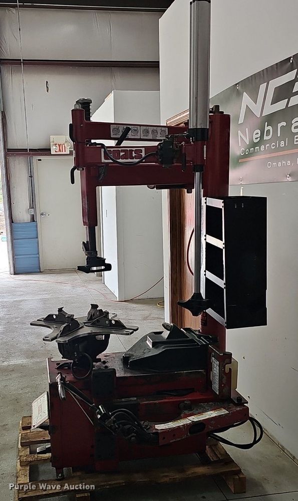 image for item DP0939 Coats 70X-AH-3 rim clamp tire machine