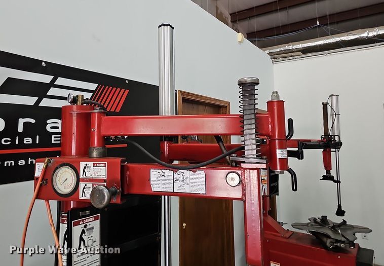 image for item DP0939 Coats 70X-AH-3 rim clamp tire machine