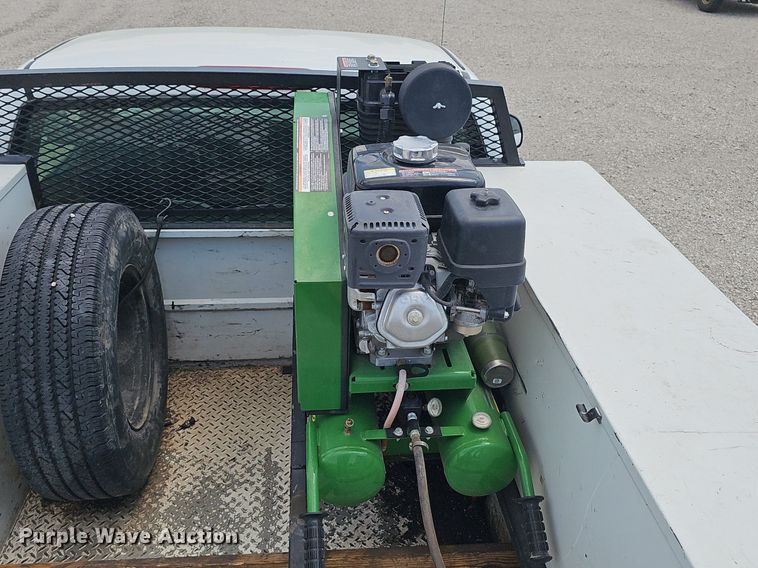 image for item DP0974 2005 Chevrolet Silverado 2500HD  utility bed pickup truck