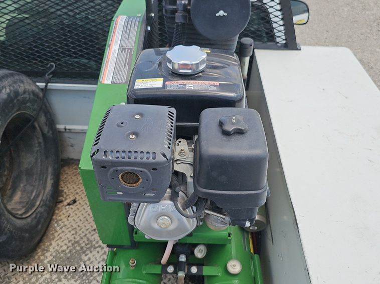 image for item DP0974 2005 Chevrolet Silverado 2500HD  utility bed pickup truck