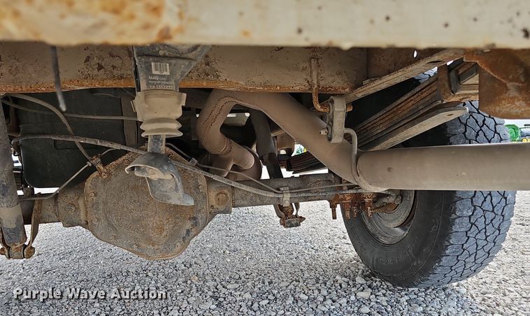 image for item DP0974 2005 Chevrolet Silverado 2500HD  utility bed pickup truck