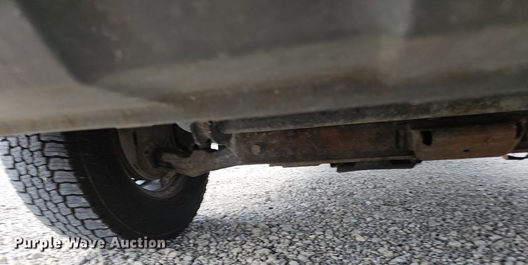 image for item DP0974 2005 Chevrolet Silverado 2500HD  utility bed pickup truck