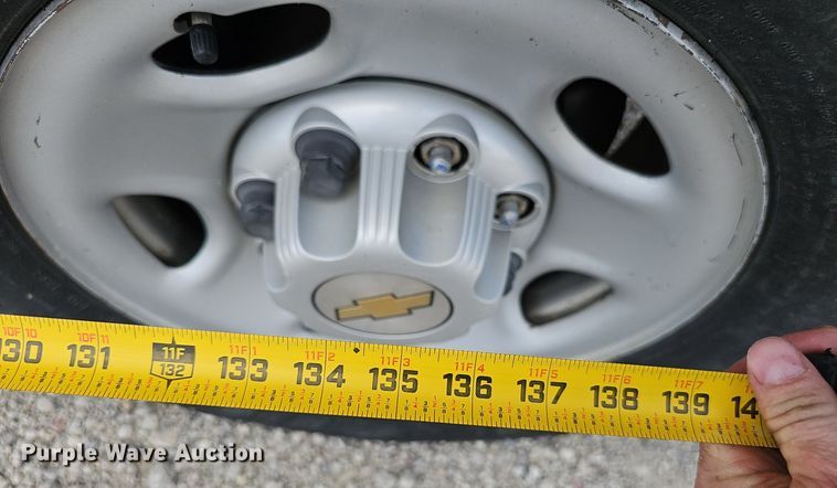 image for item DP0974 2005 Chevrolet Silverado 2500HD  utility bed pickup truck