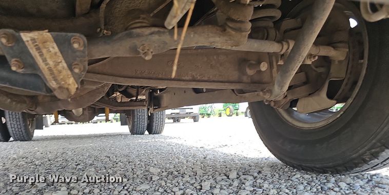 image for item DP0975 2004 Ford F350 Super Duty XLT utility bed pickup truck