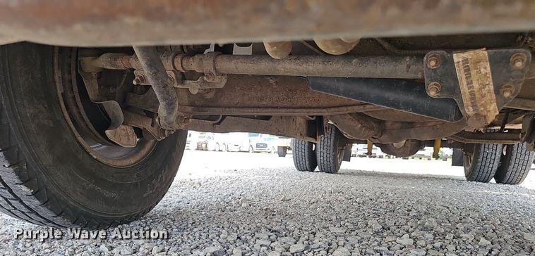 image for item DP0975 2004 Ford F350 Super Duty XLT utility bed pickup truck