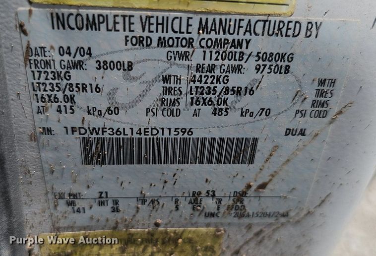 image for item DP0975 2004 Ford F350 Super Duty XLT utility bed pickup truck