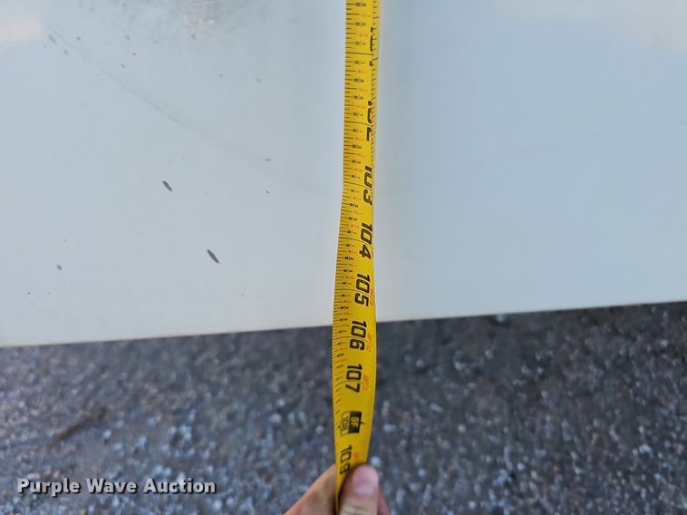 image for item DP0985 2006 GMC C5500 delivery truck