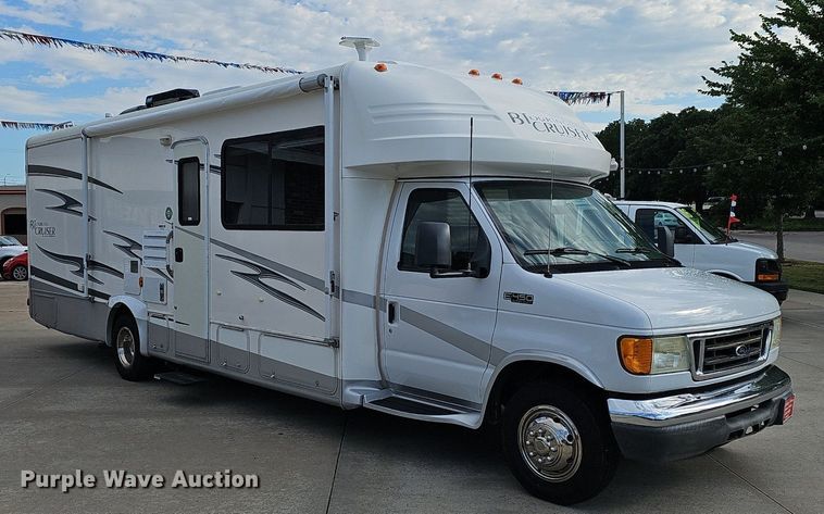 image for item DP0997 2005 Ford E450 Super Duty RV