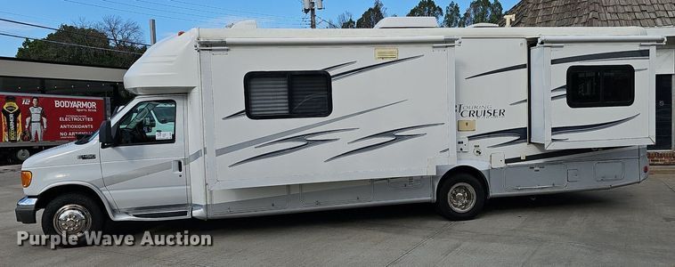 image for item DP0997 2005 Ford E450 Super Duty RV