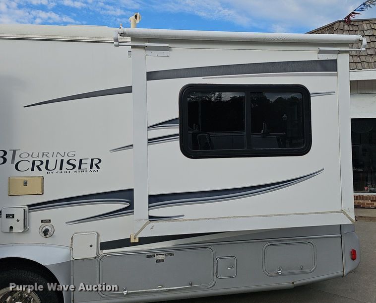 image for item DP0997 2005 Ford E450 Super Duty RV