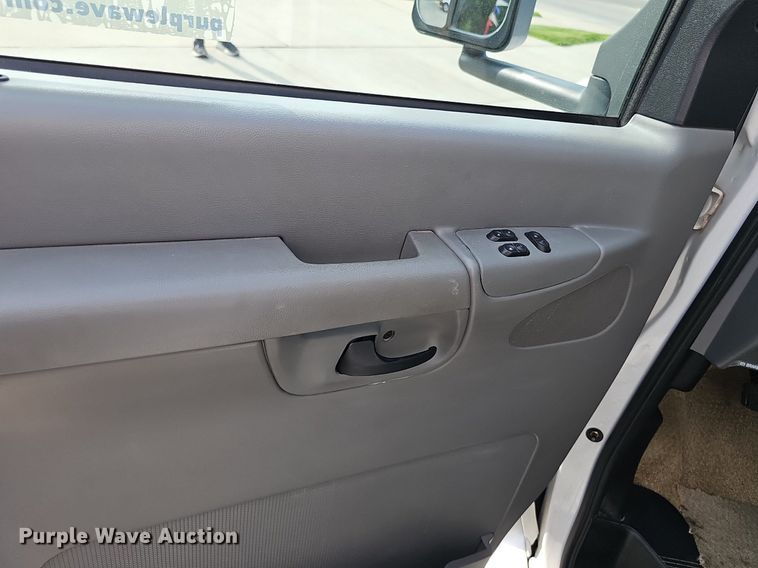 image for item DP0997 2005 Ford E450 Super Duty RV