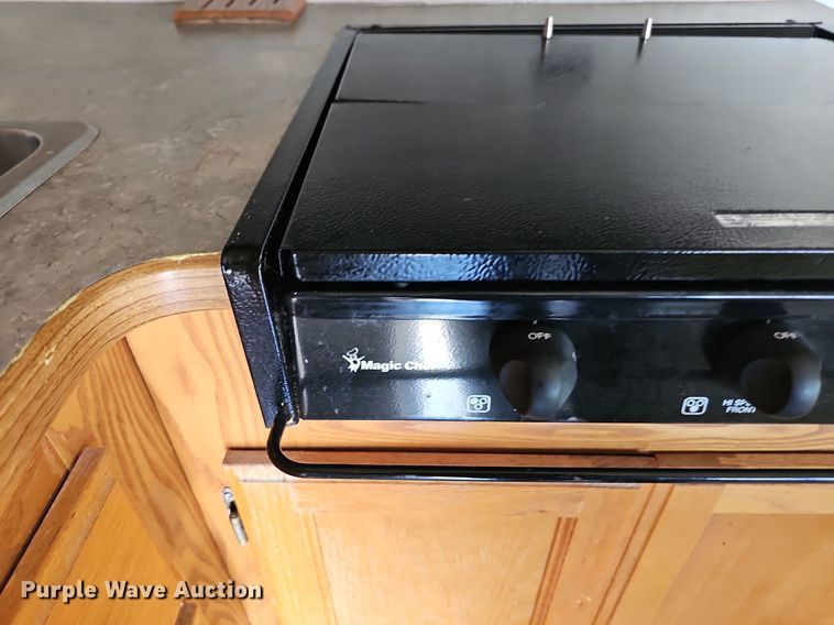 image for item DP0997 2005 Ford E450 Super Duty RV