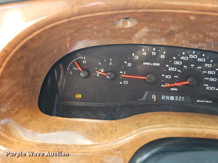 image for item DP0997 2005 Ford E450 Super Duty RV