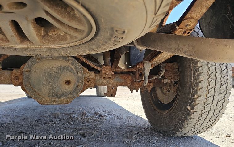 image for item DP6479 2004 Dodge Dakota Club Cab pickup truck