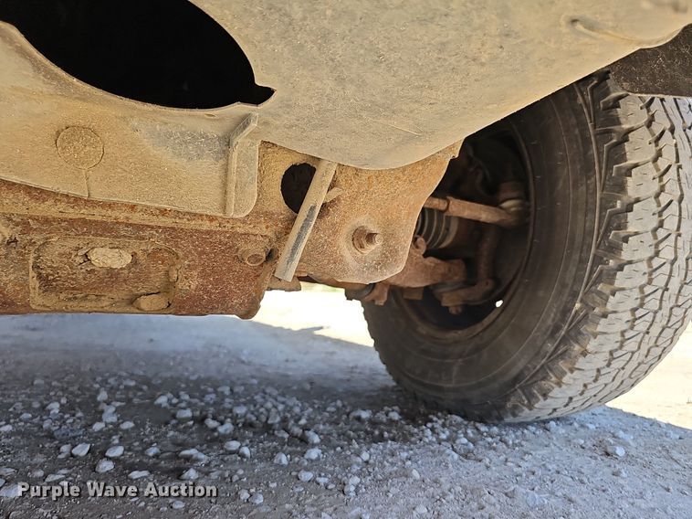 image for item DP6479 2004 Dodge Dakota Club Cab pickup truck