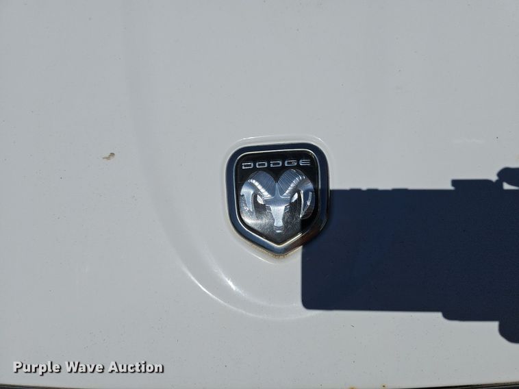 image for item DP6479 2004 Dodge Dakota Club Cab pickup truck