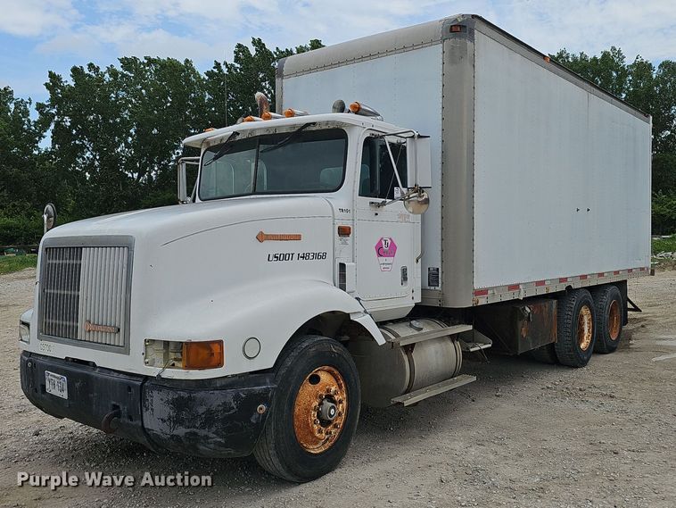 image for item DP6480 1994 International 9200 box truck