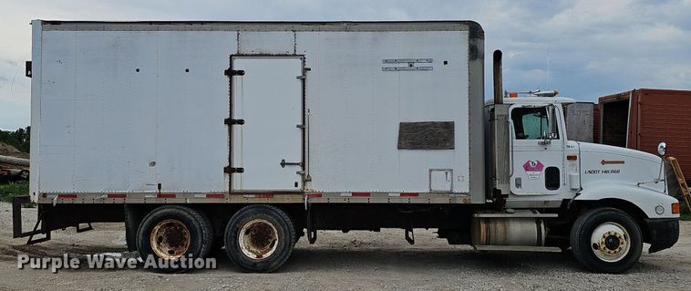 image for item DP6480 1994 International 9200 box truck