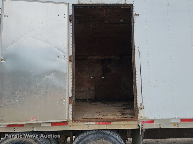 image for item DP6480 1994 International 9200 box truck