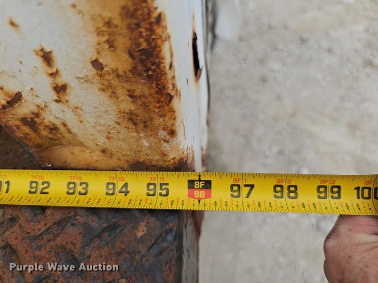 image for item DP6480 1994 International 9200 box truck