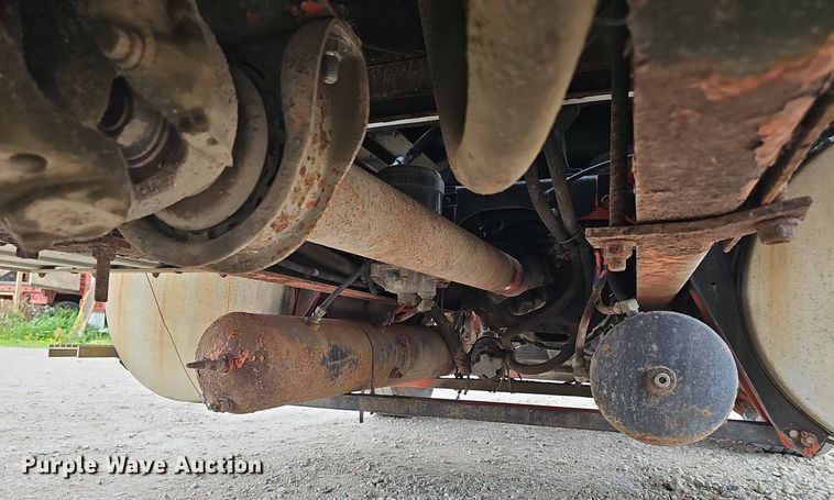 image for item DP6480 1994 International 9200 box truck