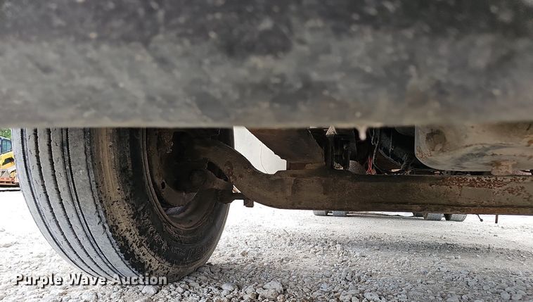 image for item DP6480 1994 International 9200 box truck