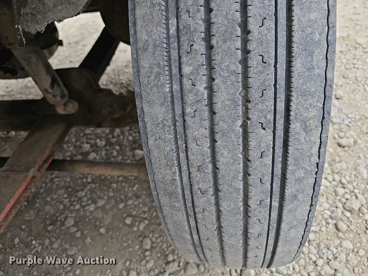 image for item DP6480 1994 International 9200 box truck