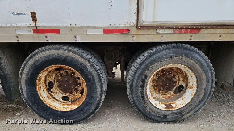 image for item DP6480 1994 International 9200 box truck