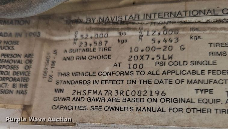 image for item DP6480 1994 International 9200 box truck