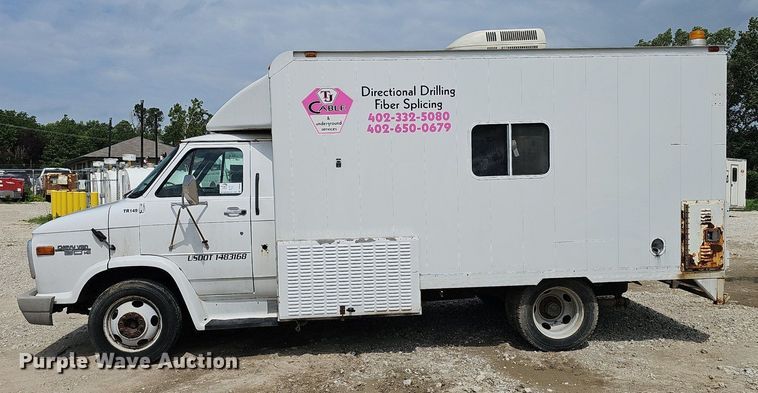 image for item DP6486 1996 Chevrolet 30HD fiber optic splicing truck