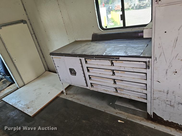 image for item DP6486 1996 Chevrolet 30HD fiber optic splicing truck