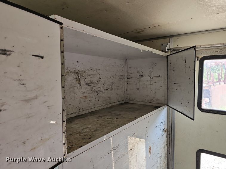 image for item DP6486 1996 Chevrolet 30HD fiber optic splicing truck