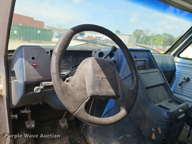 image for item DP6486 1996 Chevrolet 30HD fiber optic splicing truck