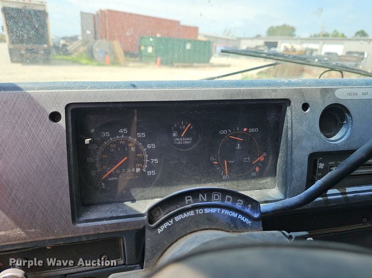 image for item DP6486 1996 Chevrolet 30HD fiber optic splicing truck