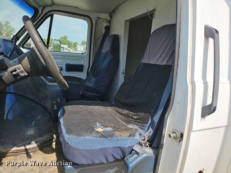 image for item DP6486 1996 Chevrolet 30HD fiber optic splicing truck