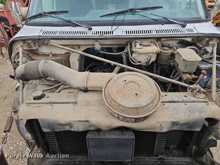 image for item DP6486 1996 Chevrolet 30HD fiber optic splicing truck