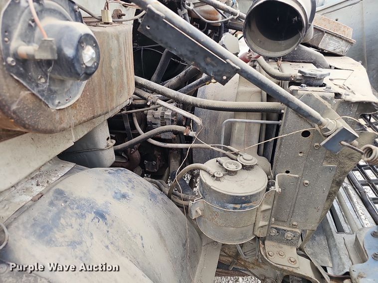 image for item DP6486 1996 Chevrolet 30HD fiber optic splicing truck