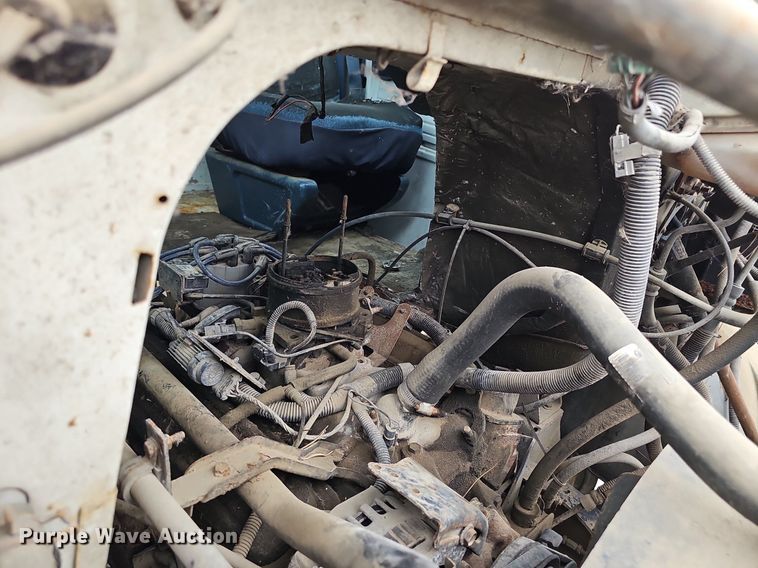 image for item DP6486 1996 Chevrolet 30HD fiber optic splicing truck