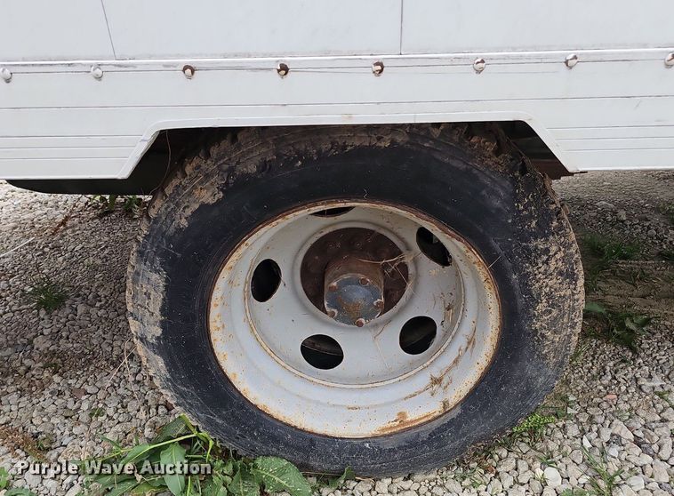 image for item DP6486 1996 Chevrolet 30HD fiber optic splicing truck