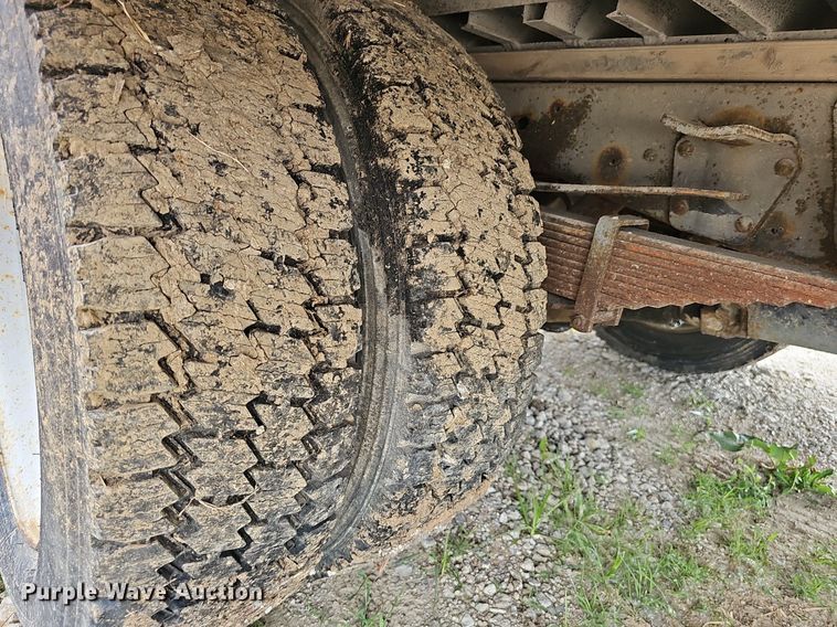 image for item DP6486 1996 Chevrolet 30HD fiber optic splicing truck