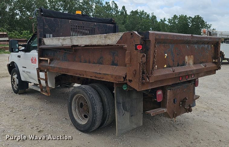 image for item DP6528 2001 Ford F550 Super Duty XL dump truck