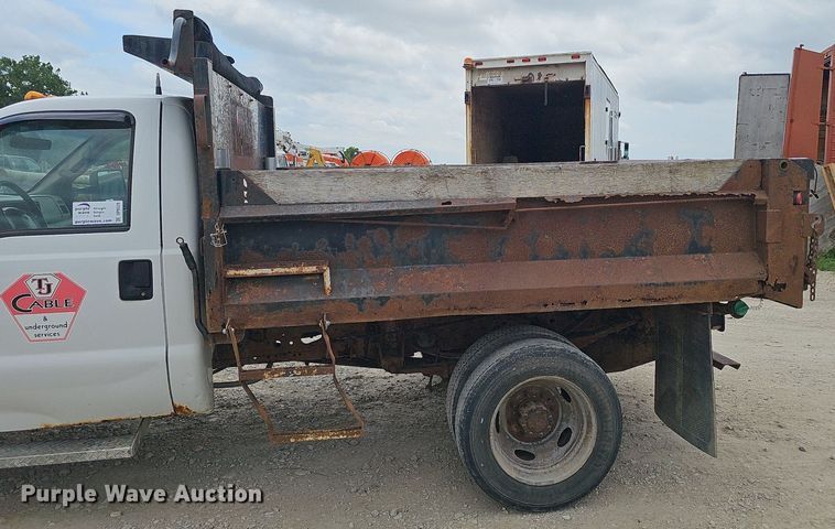 image for item DP6528 2001 Ford F550 Super Duty XL dump truck