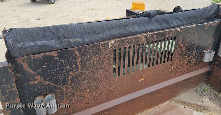 image for item DP6528 2001 Ford F550 Super Duty XL dump truck