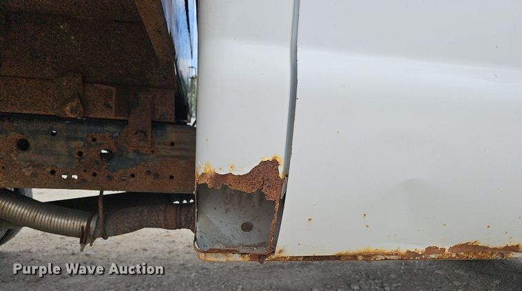 image for item DP6528 2001 Ford F550 Super Duty XL dump truck