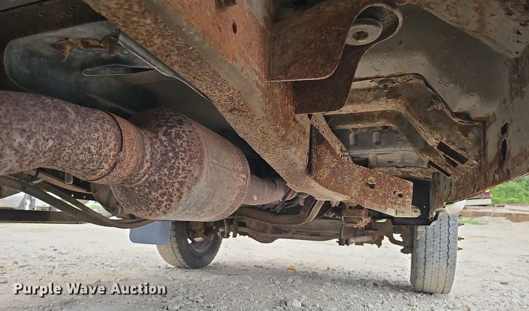 image for item DP6528 2001 Ford F550 Super Duty XL dump truck