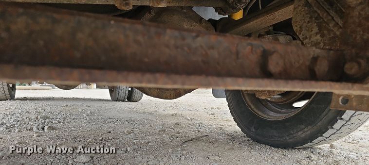 image for item DP6528 2001 Ford F550 Super Duty XL dump truck