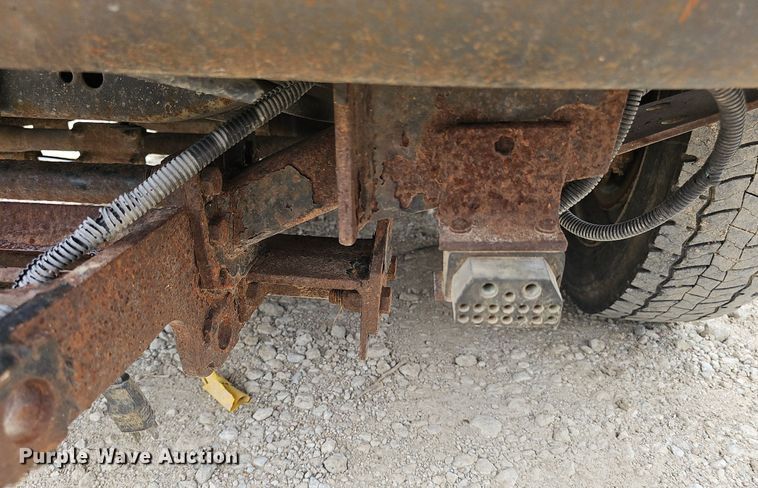 image for item DP6528 2001 Ford F550 Super Duty XL dump truck