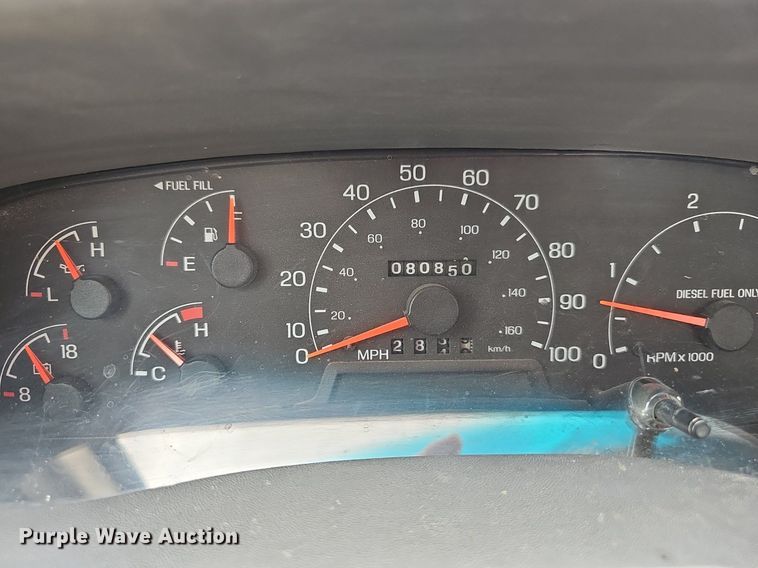 image for item DP6528 2001 Ford F550 Super Duty XL dump truck